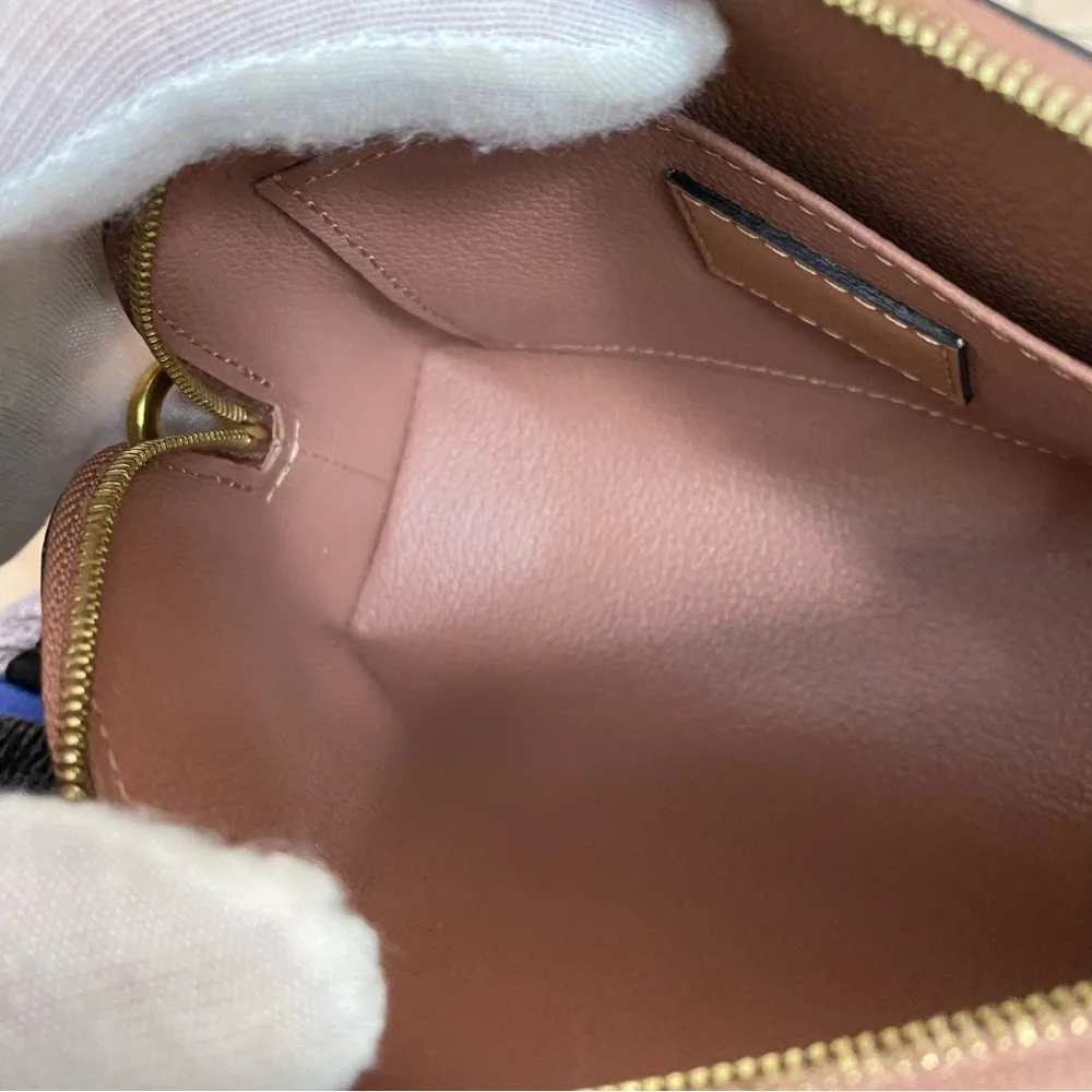 LOUIS VUITTON Monogram Vernis Pouch to Shoulder Crossbody Bag CA2113